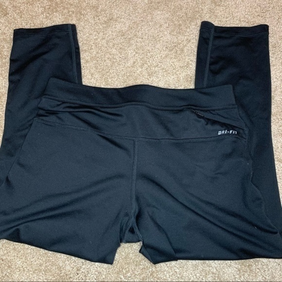 Dri-Fit Nike cropped leggings - Picture 3 of 7
